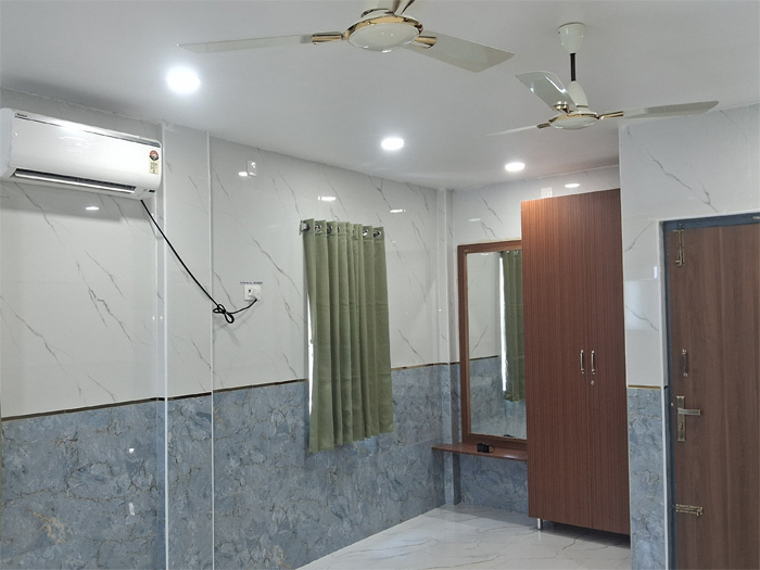 twin-sharing-executive-room-11