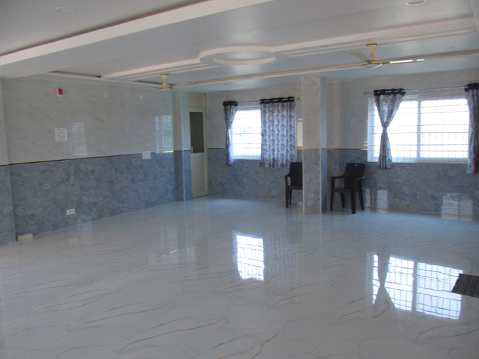 theater-style-conferance-hall-11